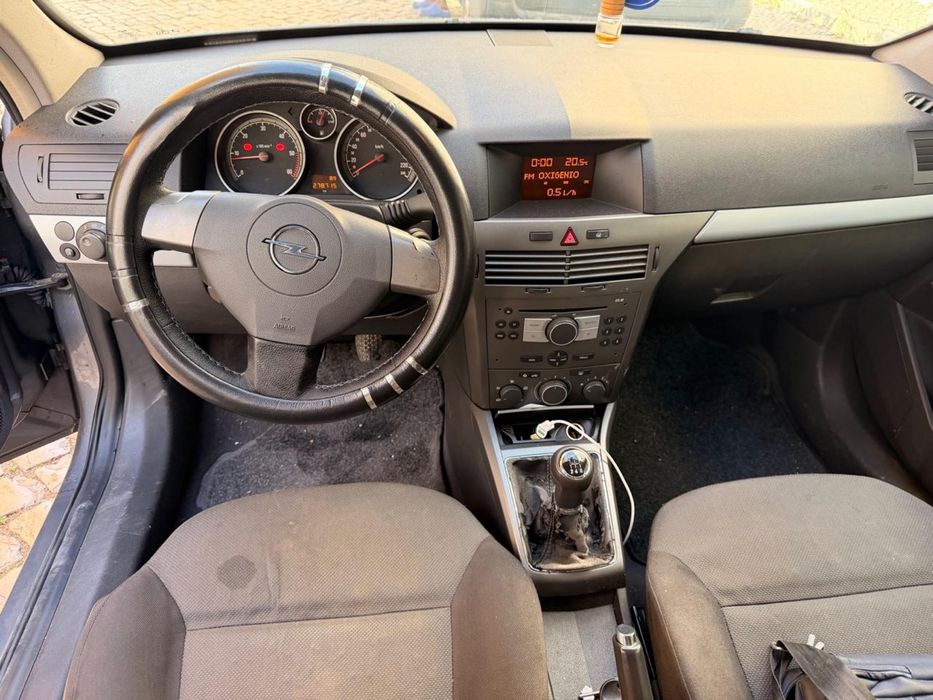 Opel astra caravan ano de 2005