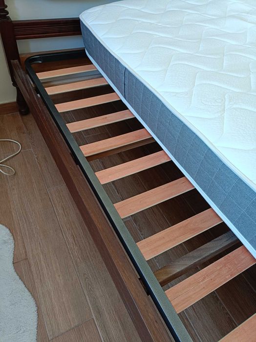 Cama madeira rústica + colchão + estrado