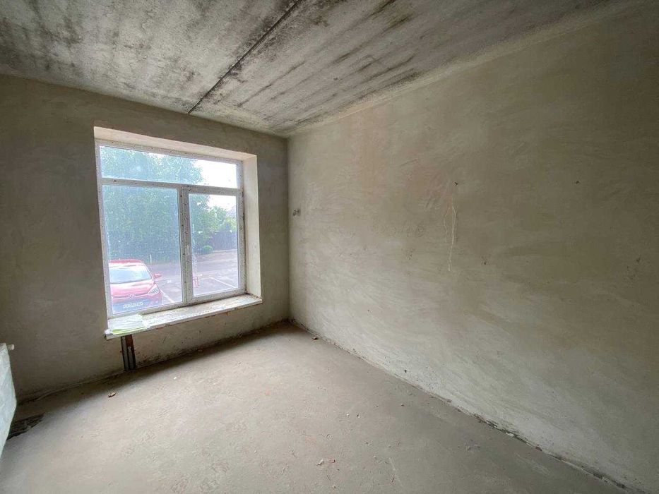 Продам фасадне приміщення Гатне вул Інститутська 47 ЖК Спутнік-Теремки