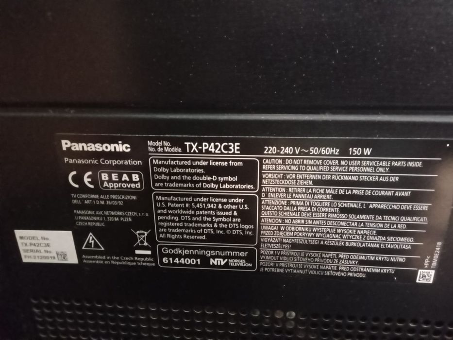 Televisão, grande  Panasonic - Usada – 220V

Descrição:
D