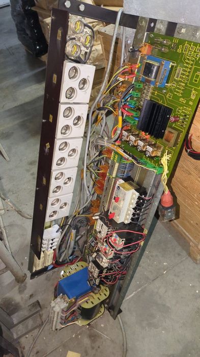 Roland 200 на запчастини