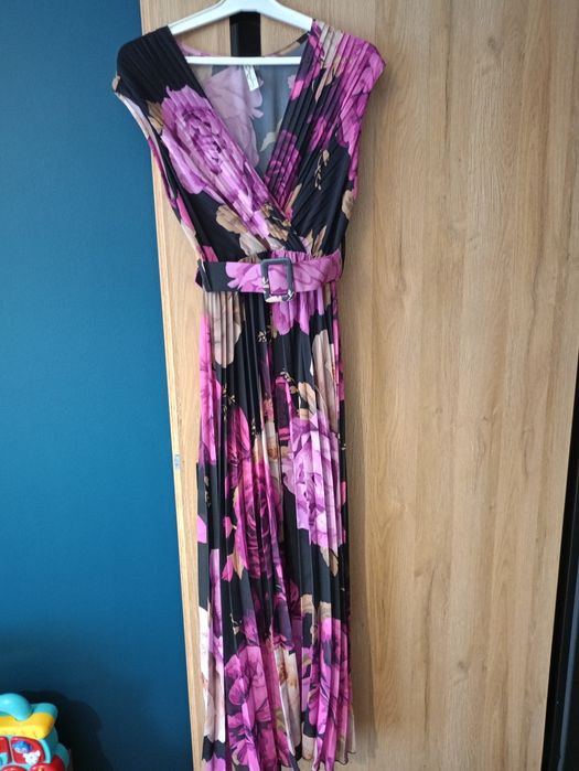 Sprzedam sukienkę raz założona