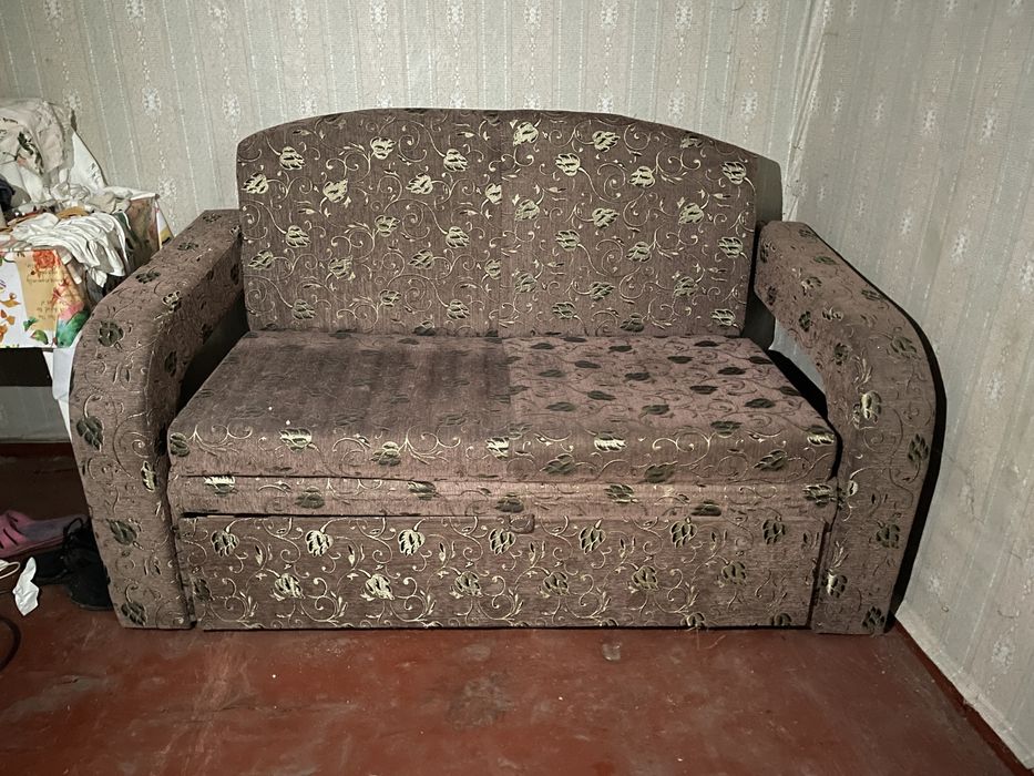 Диван б/у в хорошем состоянии