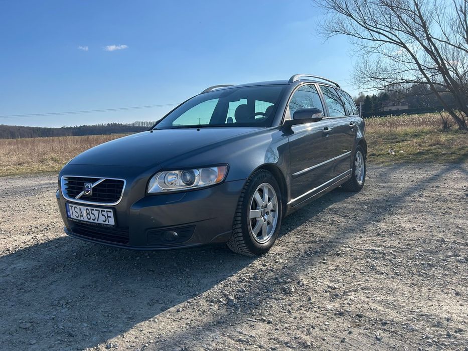 Volvo V50