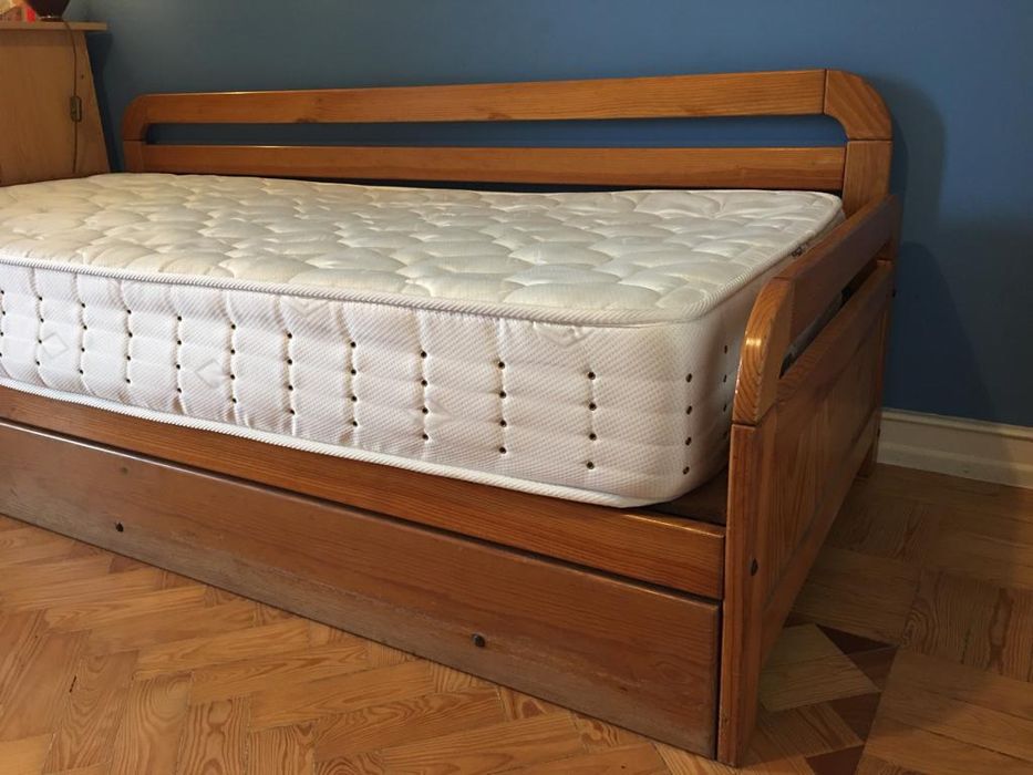 Cama pinho tipo estúdio