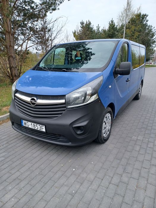 Wynajem busa 9 os