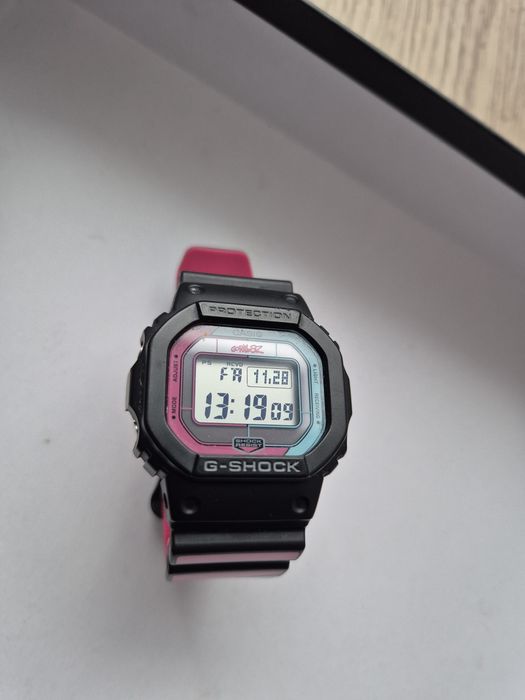 Zegarek Casio G-Shock GW-B5600GZ-1ER Gorillaz Limited Edition