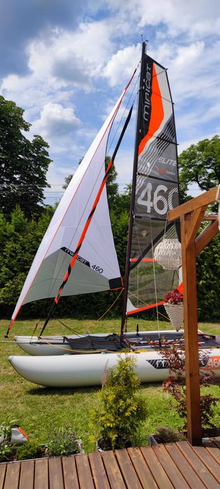 Katamaran Minicat 460 Elite wersja carbon