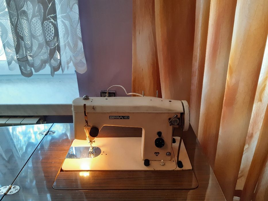Sprzedam starą maszynę do szycia