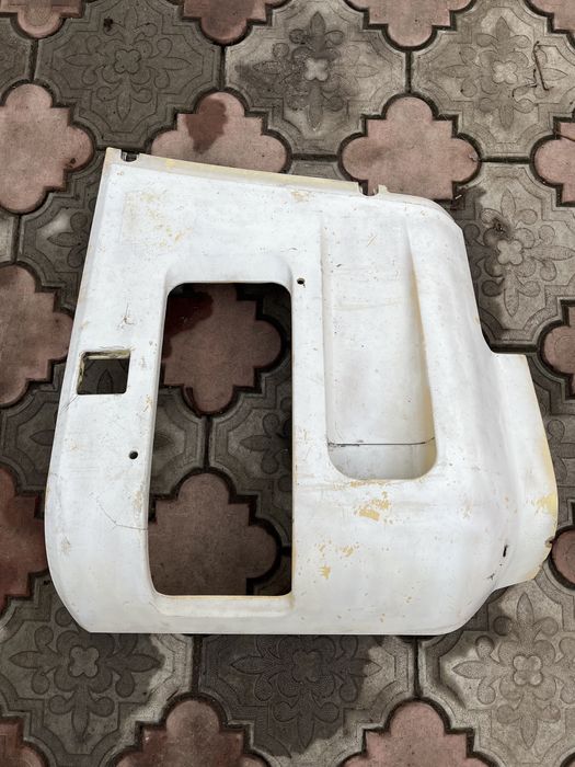 Запчастини Даф (ресничка під фару)