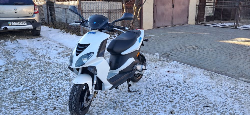 Piaggio NRG 3 hiper