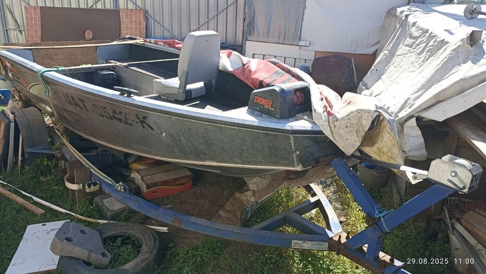 Продам човен windbot 4.0 evo