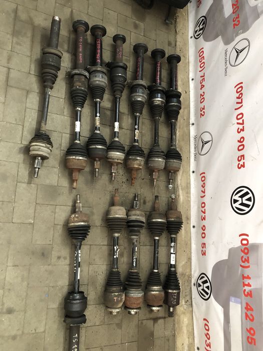 Полуось передняя правая девая VW T5 1.9  2.0  2.5 полуося передні