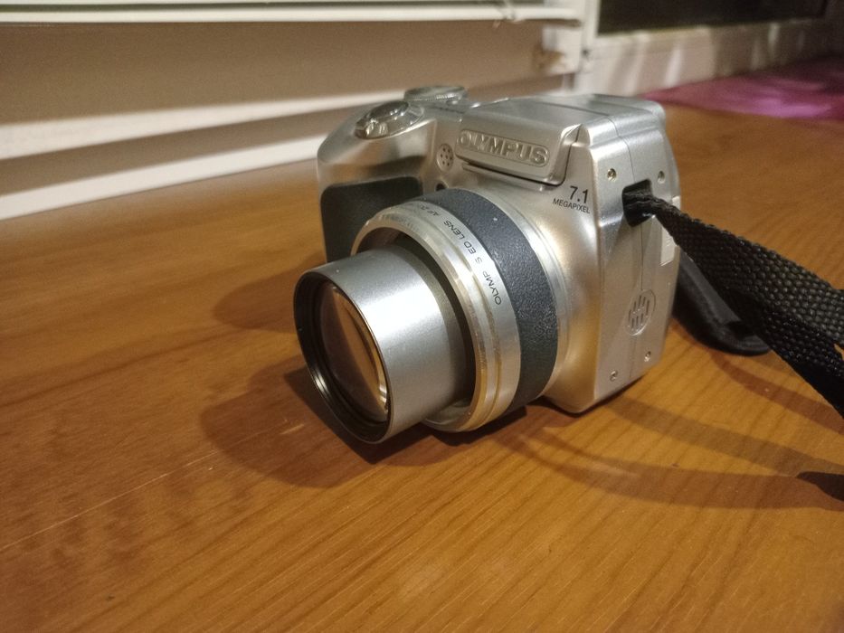 Цифровой фотоаппарат Olympus SP-510UZ