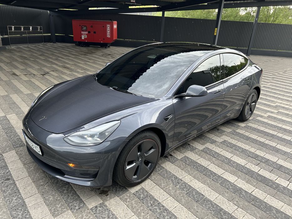 Tesla Model 3  36000км пробіг