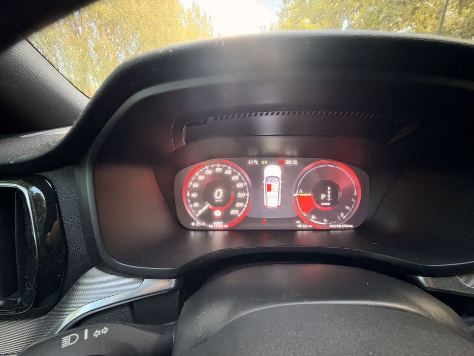 Volvo V60 T6 Plug-In Recharge R-Design