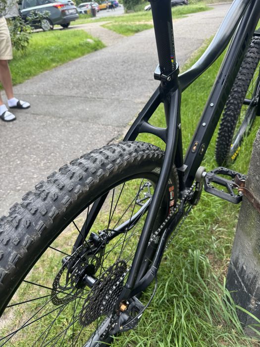 Author versus rama m,kolo 27,5