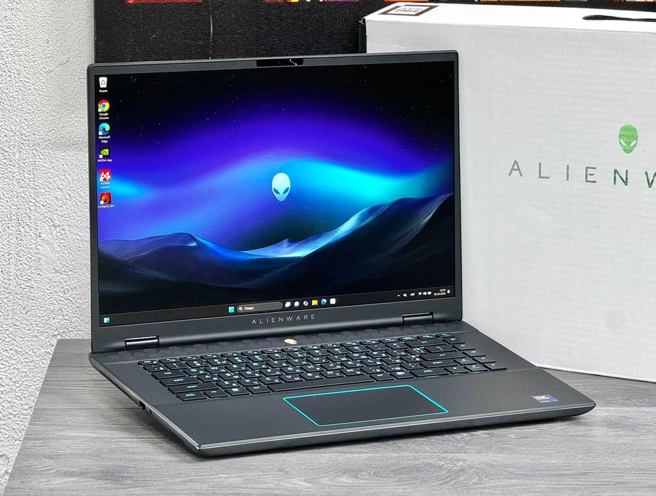 НОВИНКА!!! Ігровий Dell Alienware M16 R2 / RTX 4070 140w / Core Ultra 7 155H