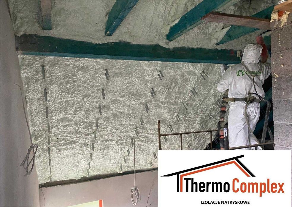Ocieplenie poddasza piana PUR, ocieplenie pianką PUR