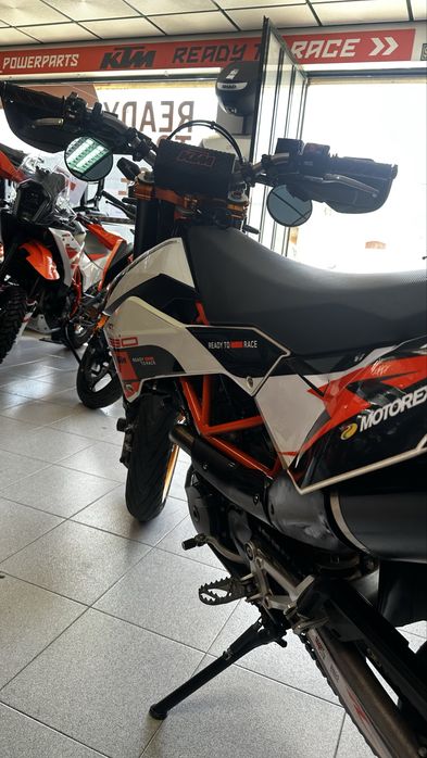 Ktm supermoto 690
