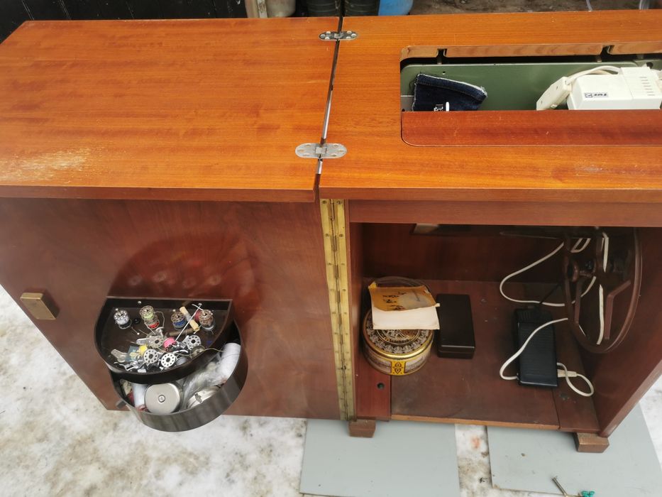 Sprzedam maszynę do szycia