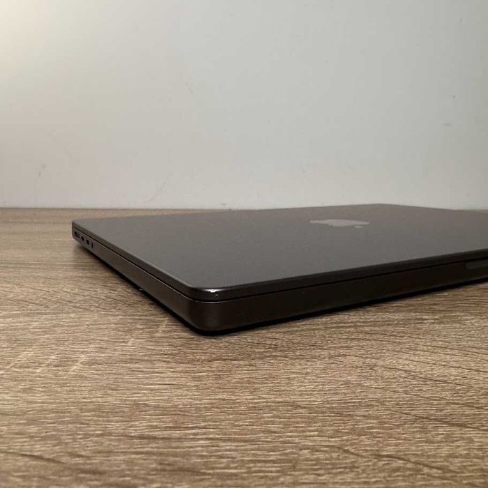 Macbook Pro 14" Late 2024 M4 Pro / 48Gb / SSD 512Gb акб:98% (код:M1556)