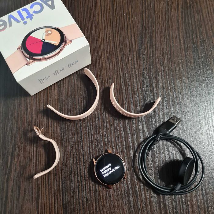 Часи Samsung Galaxy Watch Active