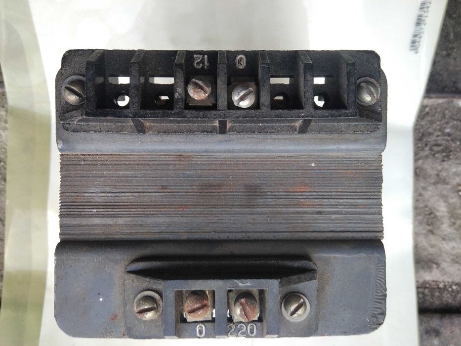 Трансформатор ТБС. 2 - 0,1 - У3.  Р- 0,1.  kV - А --50Hz.