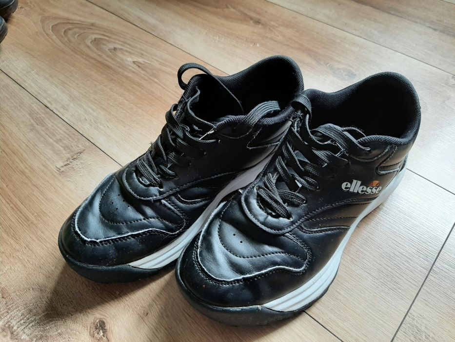Adidas ellesse czarne