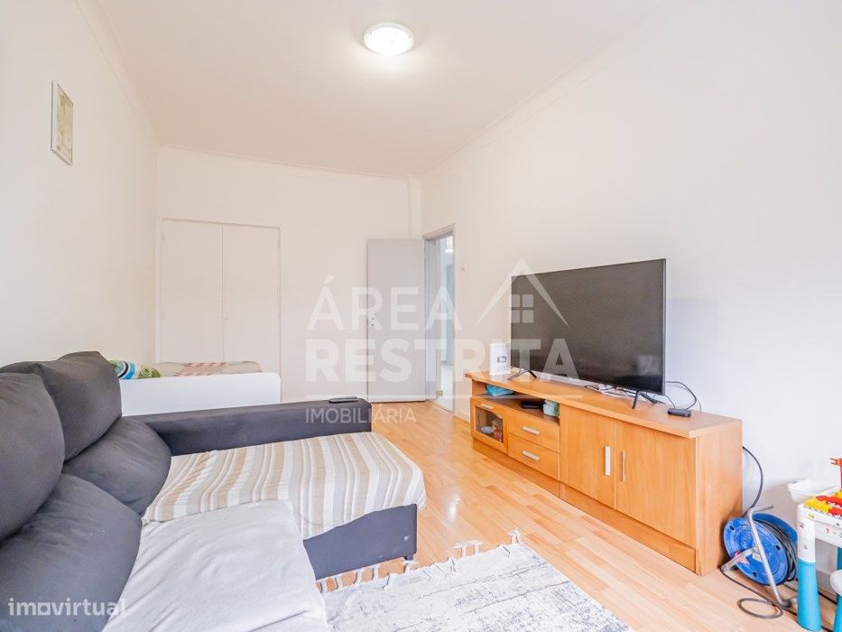 Apartamento T2 no Pragal com 78 m²