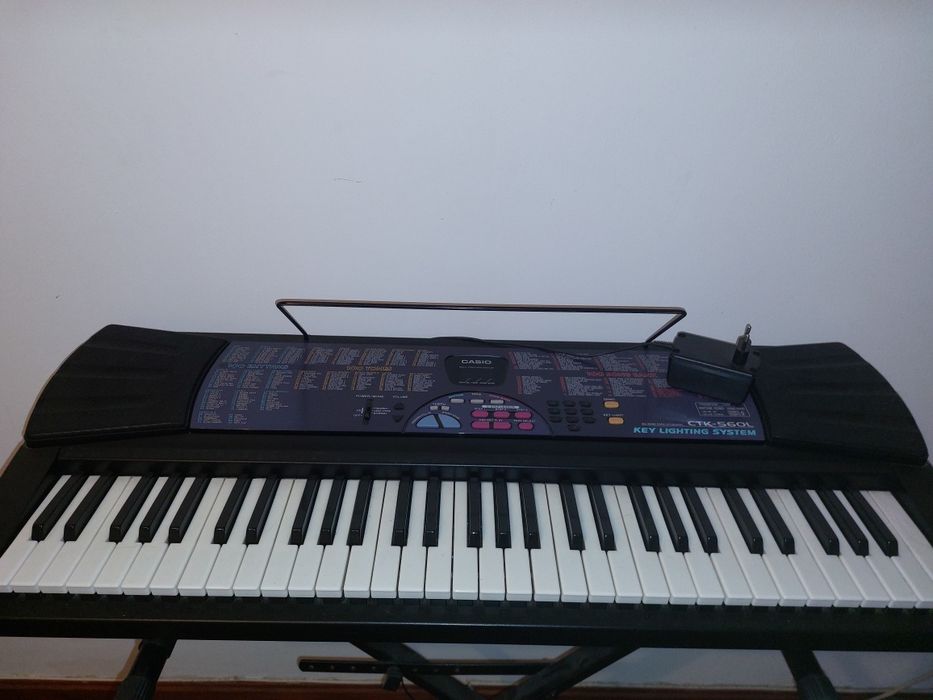 Piano teclado casio multifuncion display key lightning system silencio