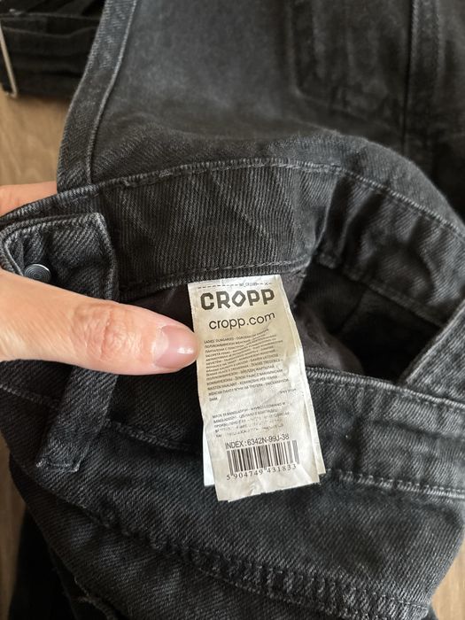 Чорний джинсовий комбінезон Cropp denim