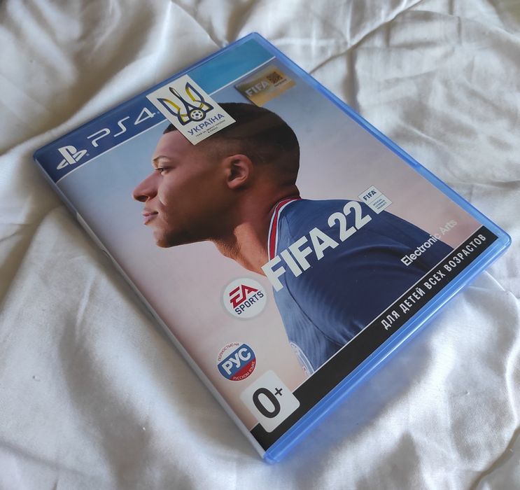 Гра на ps4 playstation 4 fifa 20