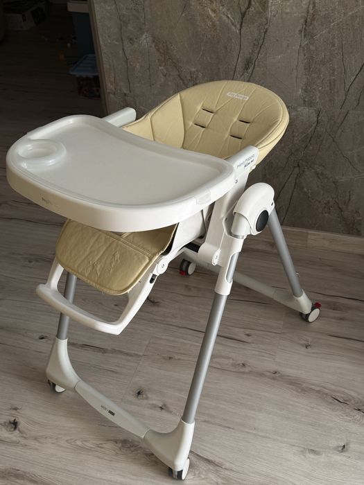 Стілець для годування Peg-Perego Prima Pappa Follow Me