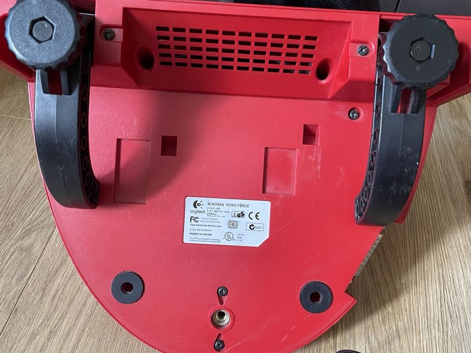 Ігровий руль Logitech Wingman Momo Force