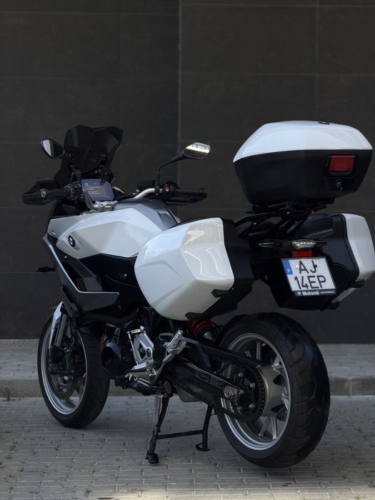 BMW F900XR - 3 Malas! Como Nova!
