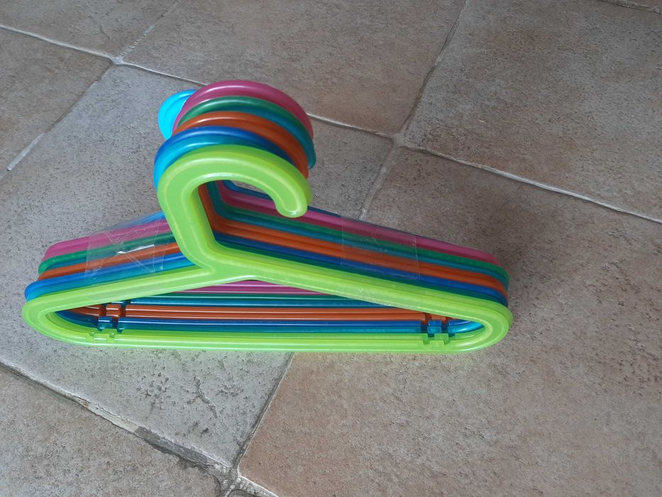 Cabides Roupa Criança (10+2 unid)