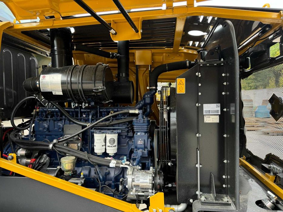 Фронтальний навантажувач XCMG XC938 погрузчик 3.5 тон