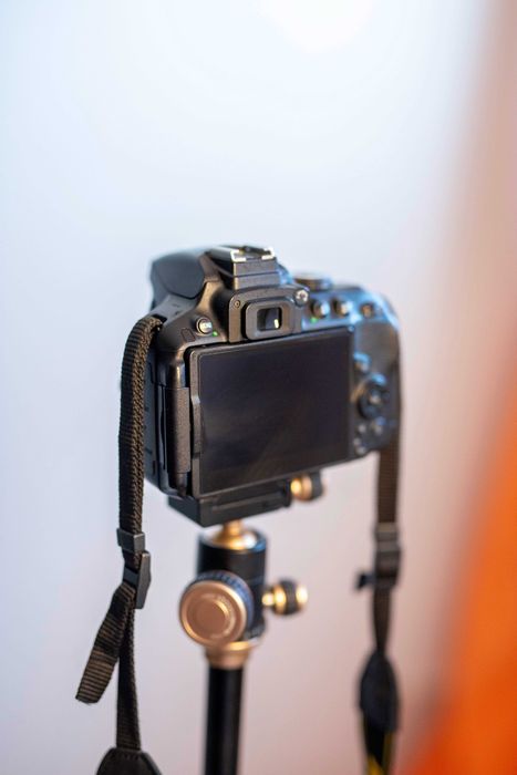 Maquina DSRL Nikon D5300 (DX)