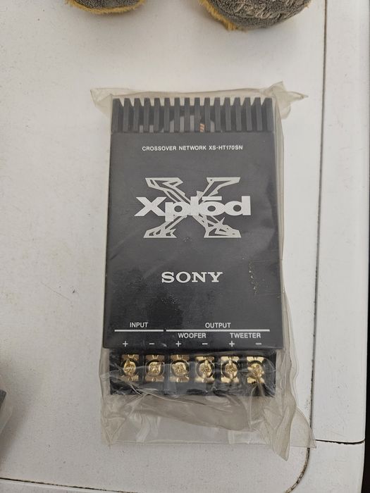 Кроссовери sony xplod XS-HT170SN