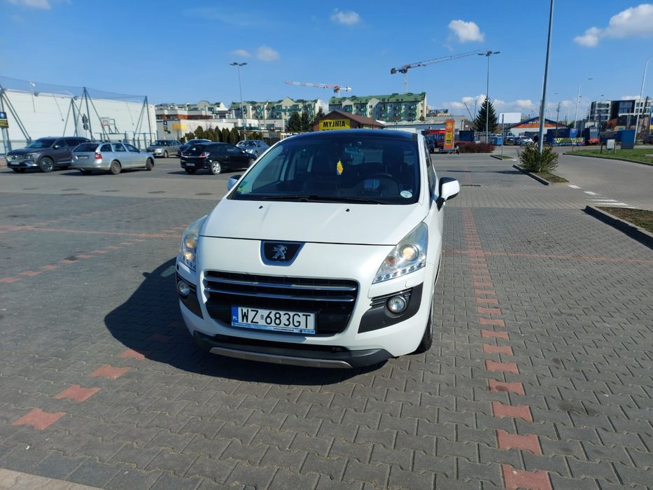Peugeot 3008 2.0 HDi HYbrid4 200Km