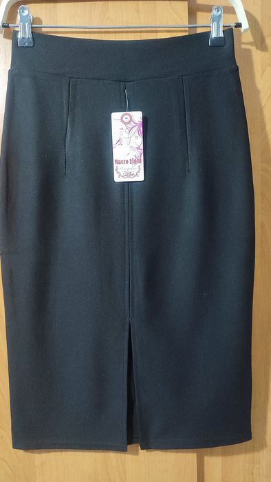 Юбка классика черного цвета