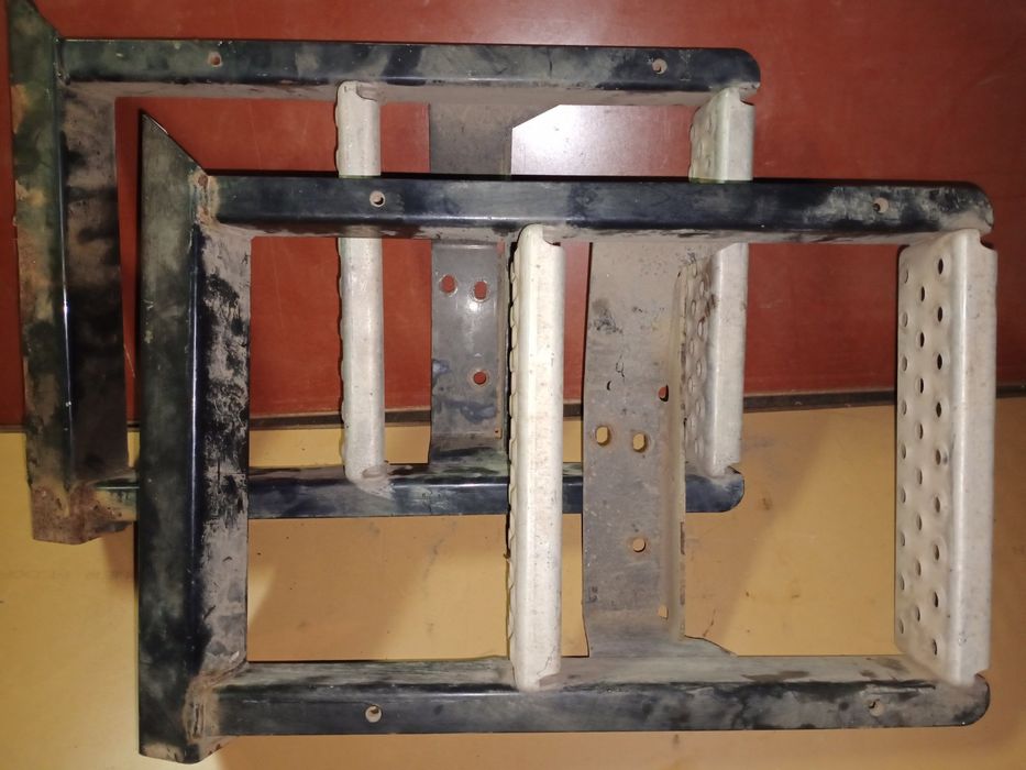 Ступеньки,подножки МАН