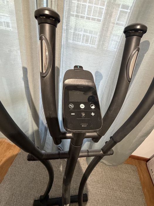 Elliptical Trainer with Bluetooth445714700573102081
