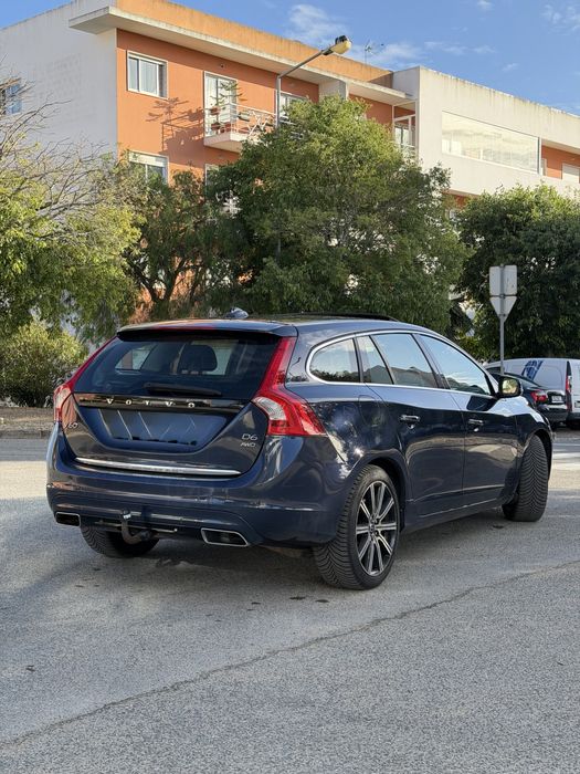 Volvo V60 hybrid 2014