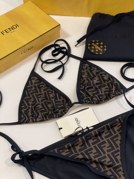 ОРИГІНАЛ Fendi новий