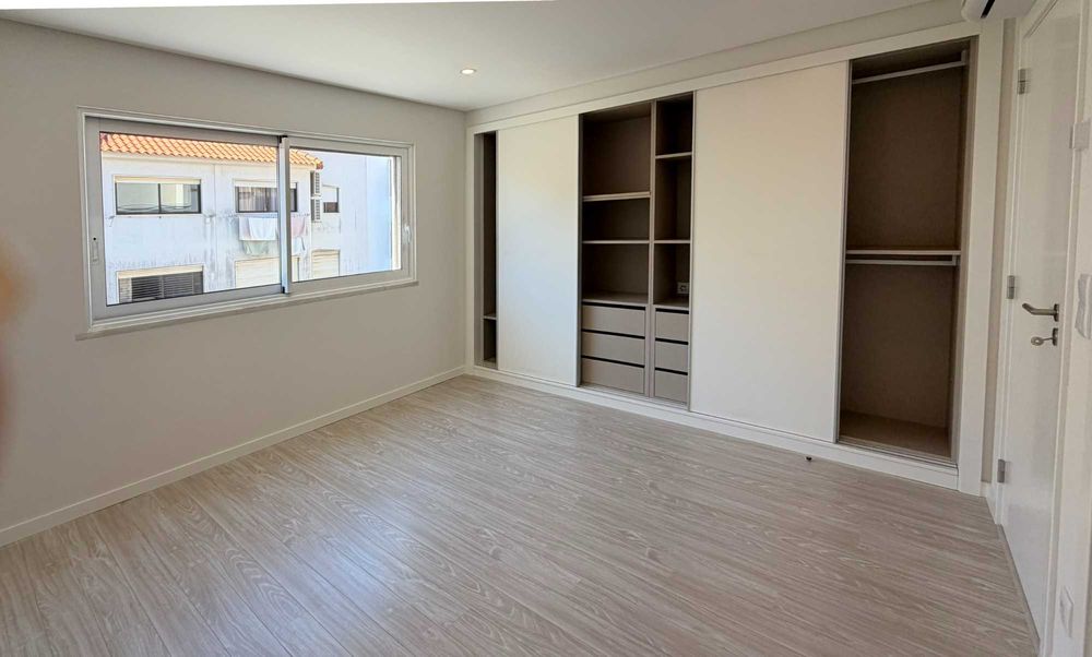Arrenda-se T2 em Carcavelos (centro)