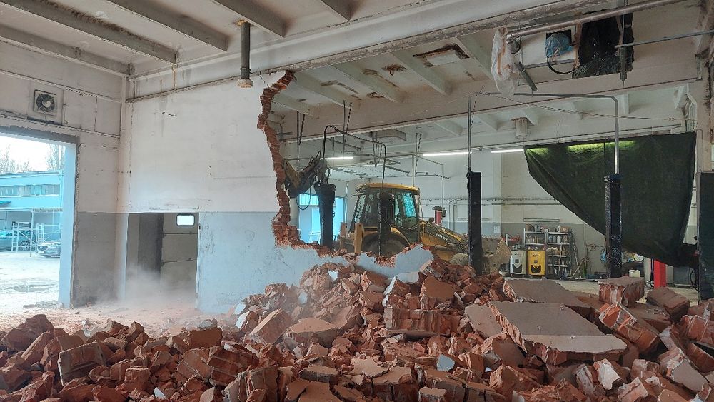 Usługi koparką Rozbiórki Wyburzenia prace ziemne