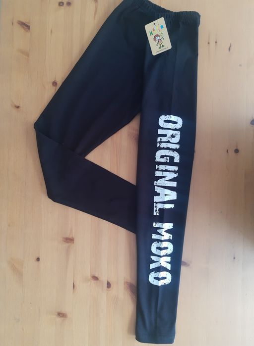 Czarne bawełniane legginsy PL