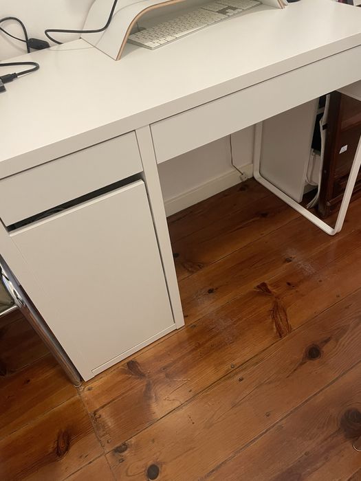 Secretaria branca IKEA